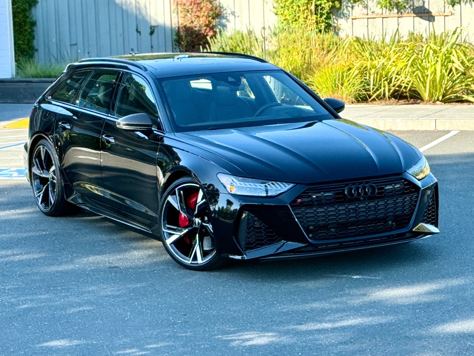 Used 2022 Audi RS 6 image 3