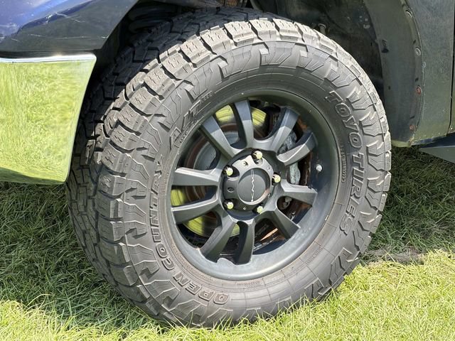 Used 2012 Toyota Tundra 4x4 CrewMax w/ TRD Off-Road Pkg image 13