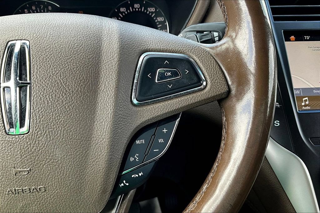 Used 2018 Lincoln MKC Reserve w/ Lincoln MKC Climate Package AWD/4WD image 12