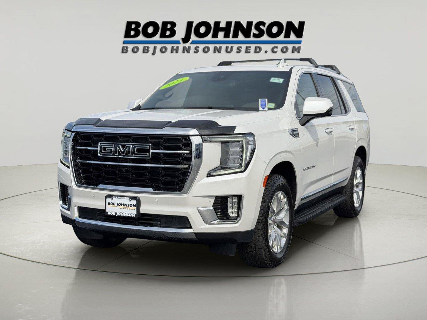 Used 2024 GMC Yukon SLT w/ SLT Luxury Package AWD/4WD image 4