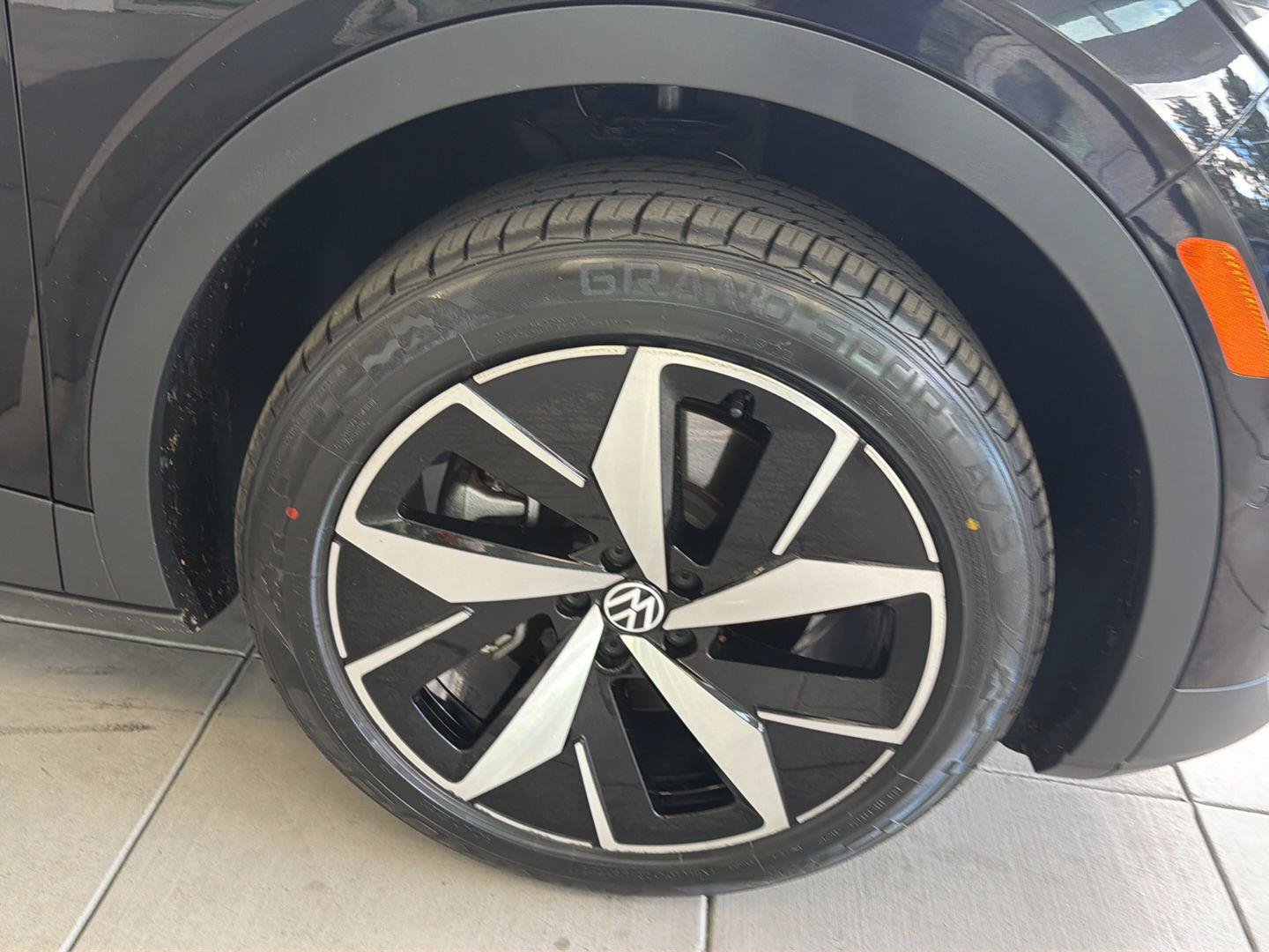 Certified 2023 Volkswagen ID.4 Pro S AWD/4WD image 10