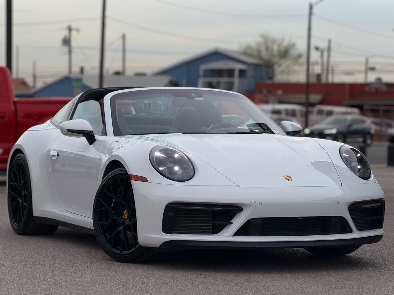 Used 2024 Porsche 911 image 23