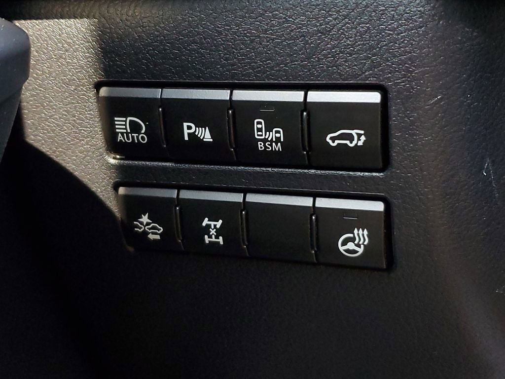 Used 2015 Lexus NX 200t AWD w/ Luxury Package image 34