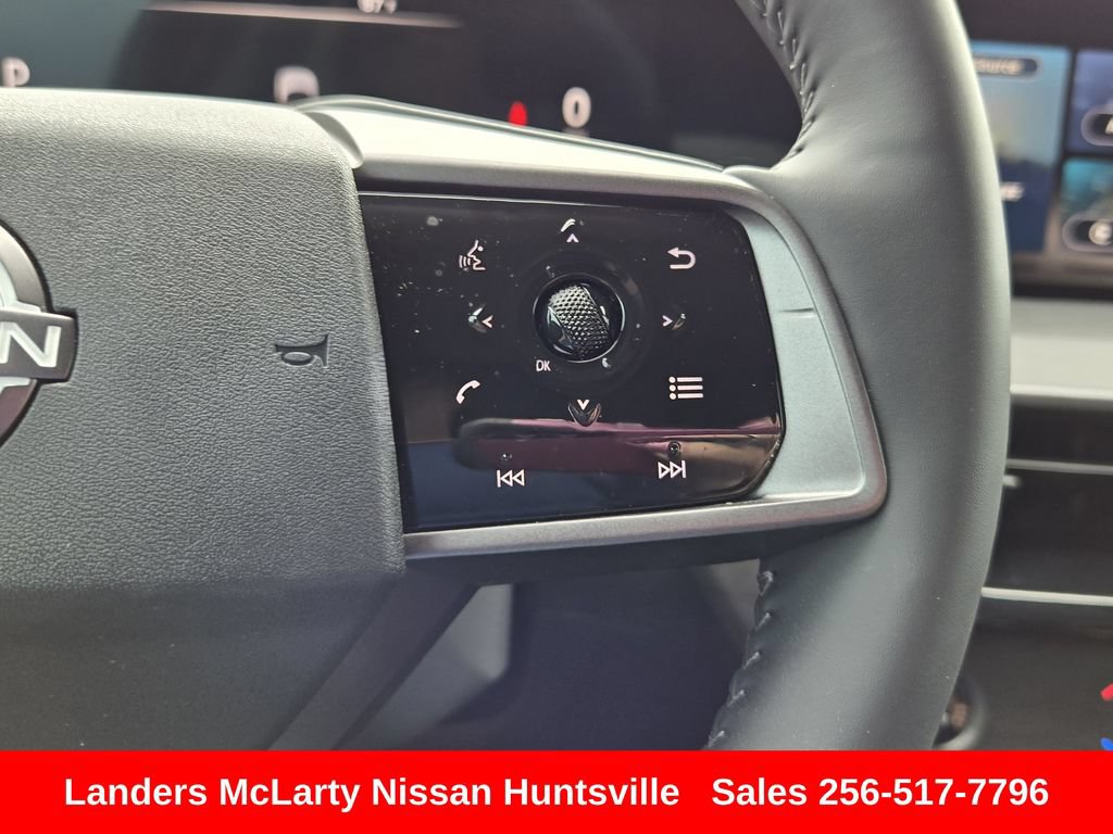 Used 2025 Nissan Murano SV AWD/4WD image 23