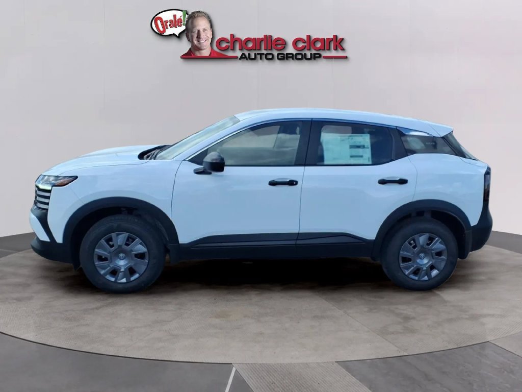 New 2027 Nissan Kicks S FWD image 2