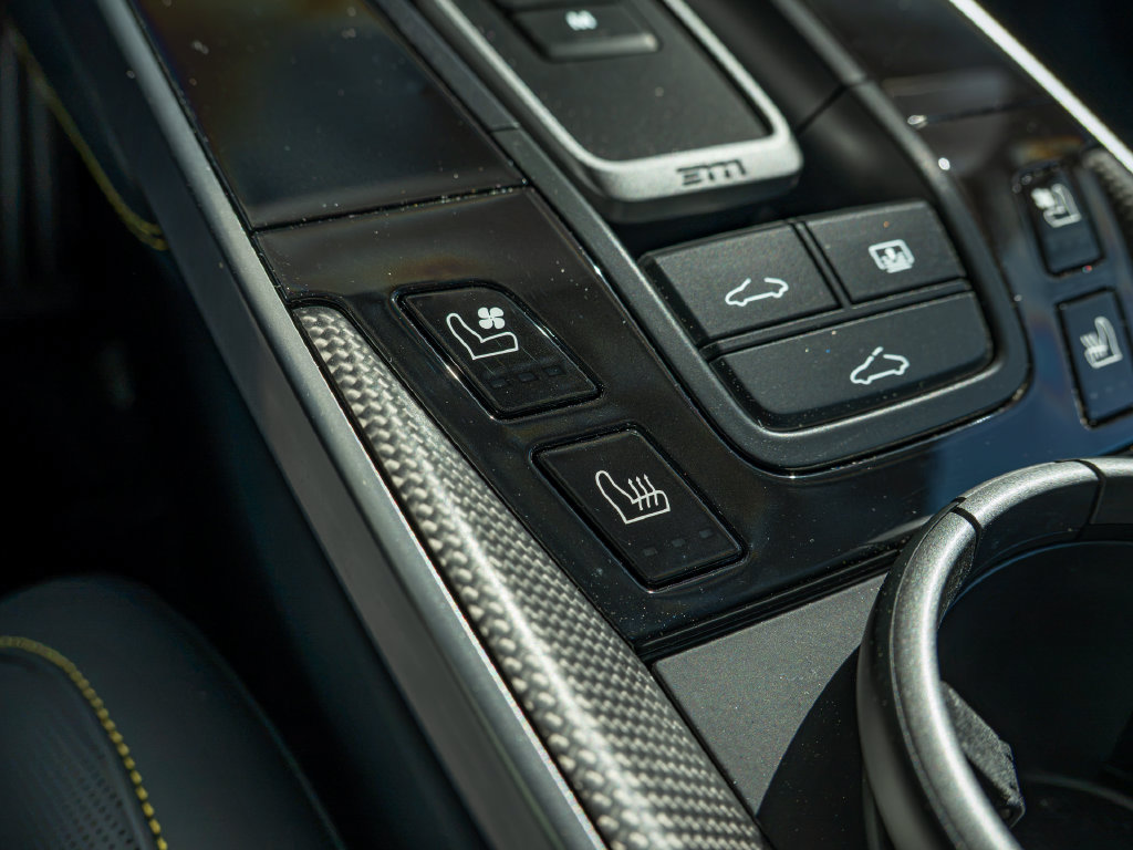 Certified 2023 Porsche 911 Turbo S AWD/4WD image 15