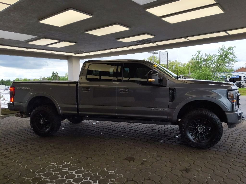 Used 2022 Ford F350 Lariat w/ Tremor Off-Road Package AWD/4WD image 5
