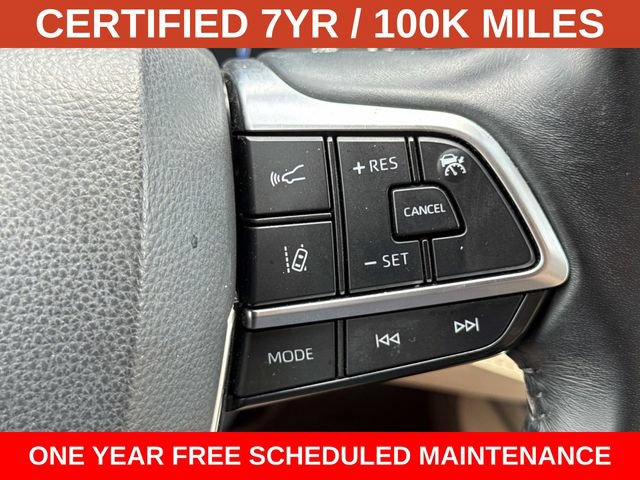 Used 2021 Toyota Highlander XLE AWD/4WD image 24