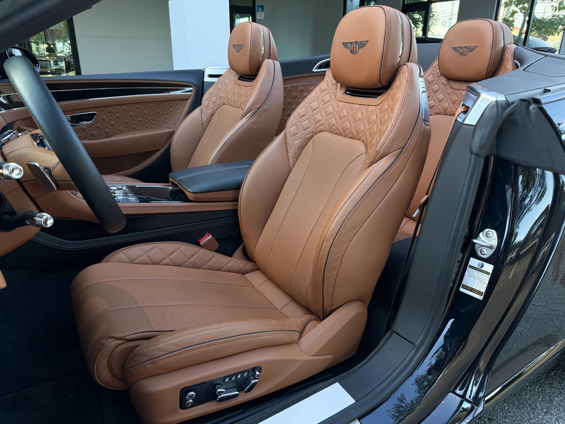 Used 2021 Bentley Continental GT image 35