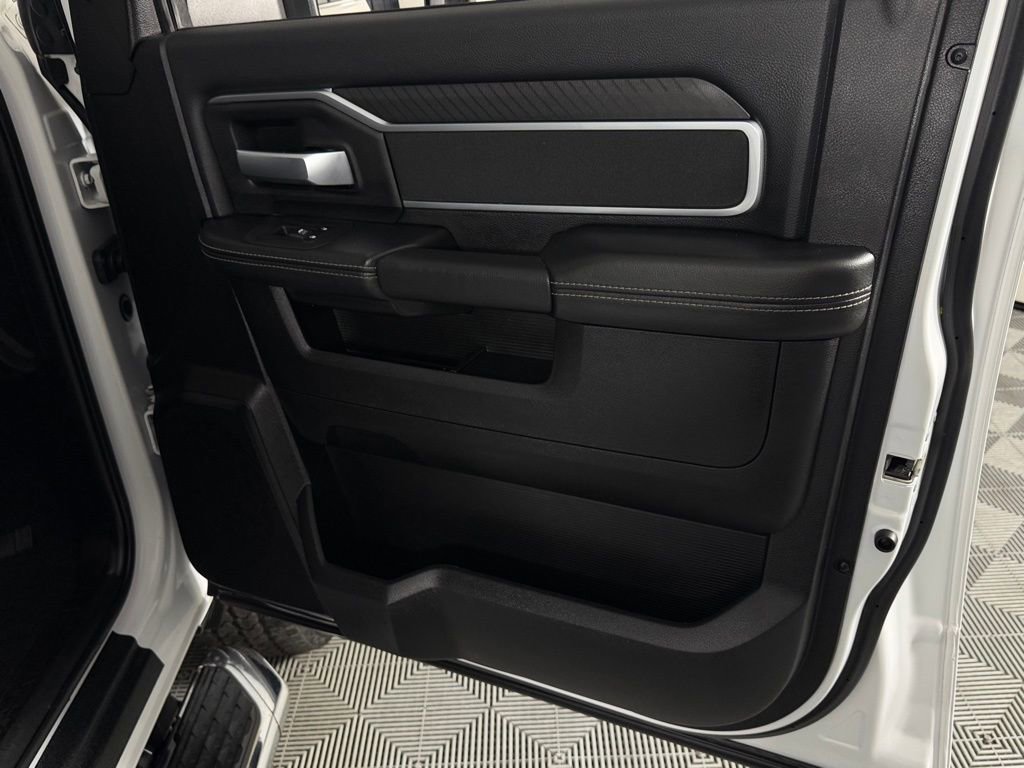Used 2025 RAM 2500 Lone Star image 32