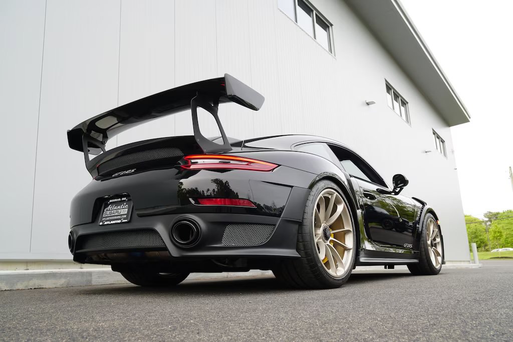 Used 2019 Porsche 911 GT2 RS RWD image 40