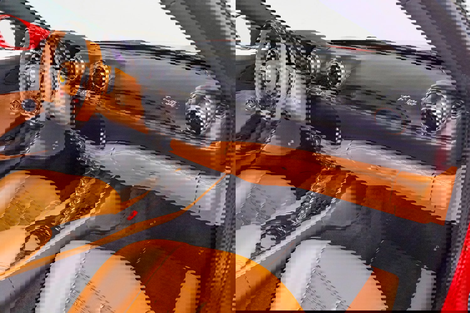 Used 2020 Ferrari Portofino image 37