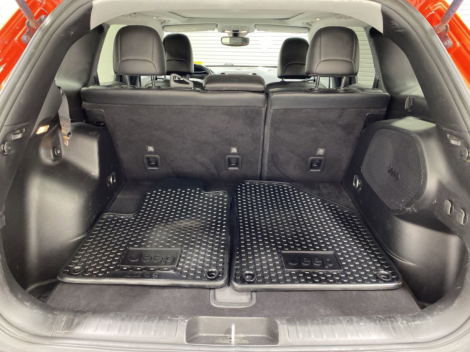 Used 2021 Jeep Cherokee Trailhawk w/ Sun, Sound & Nav Group image 24