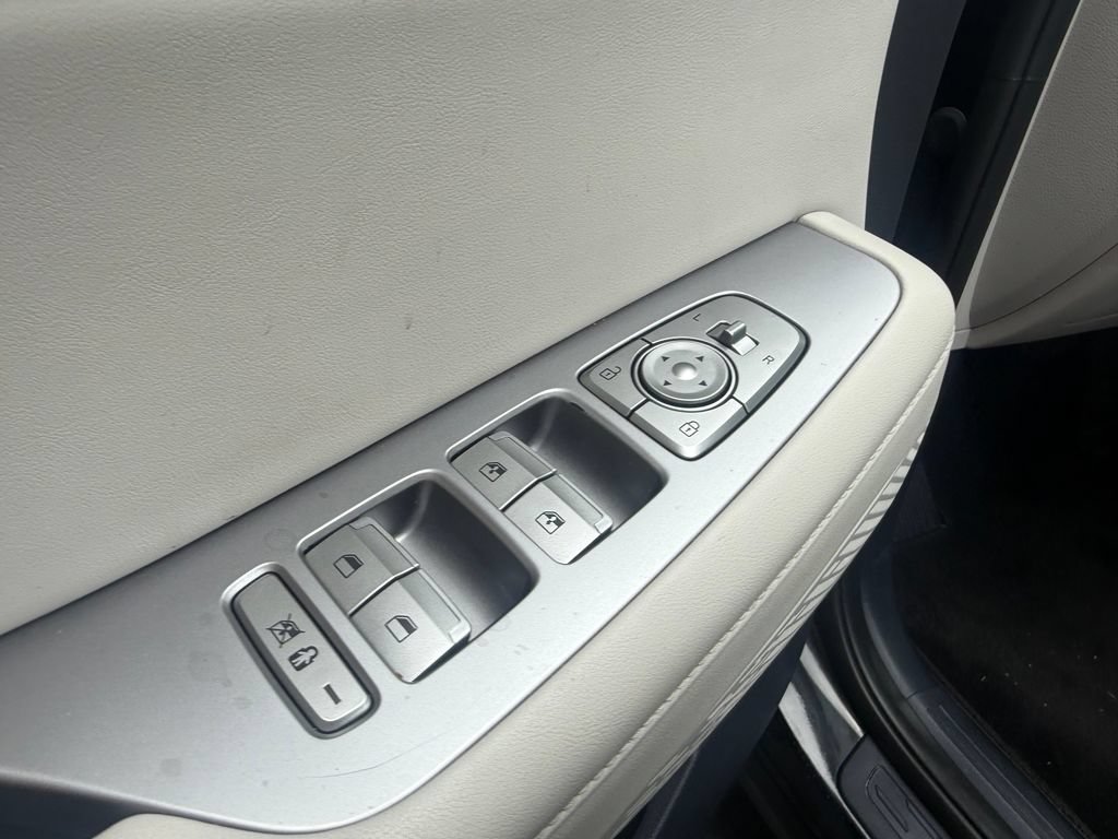 Used 2021 Hyundai Palisade SEL w/ Premium Package AWD/4WD image 14