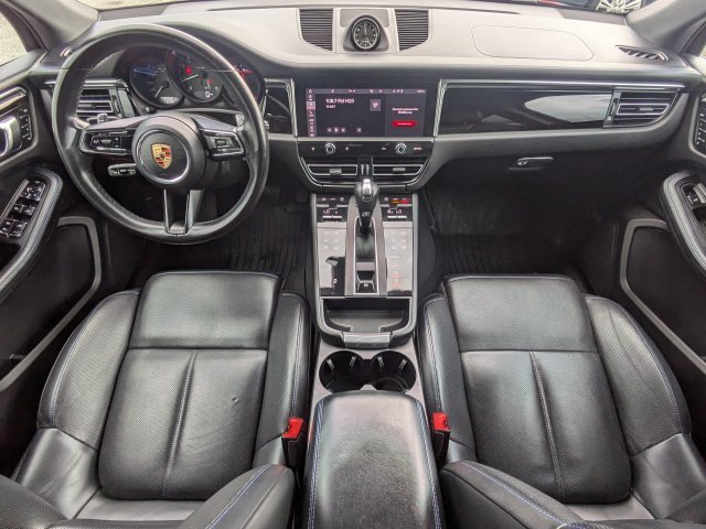 Used 2023 Porsche Macan AWD/4WD image 15