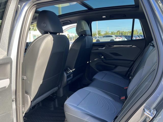 New 2026 Volkswagen Tiguan SE R-Line image 20