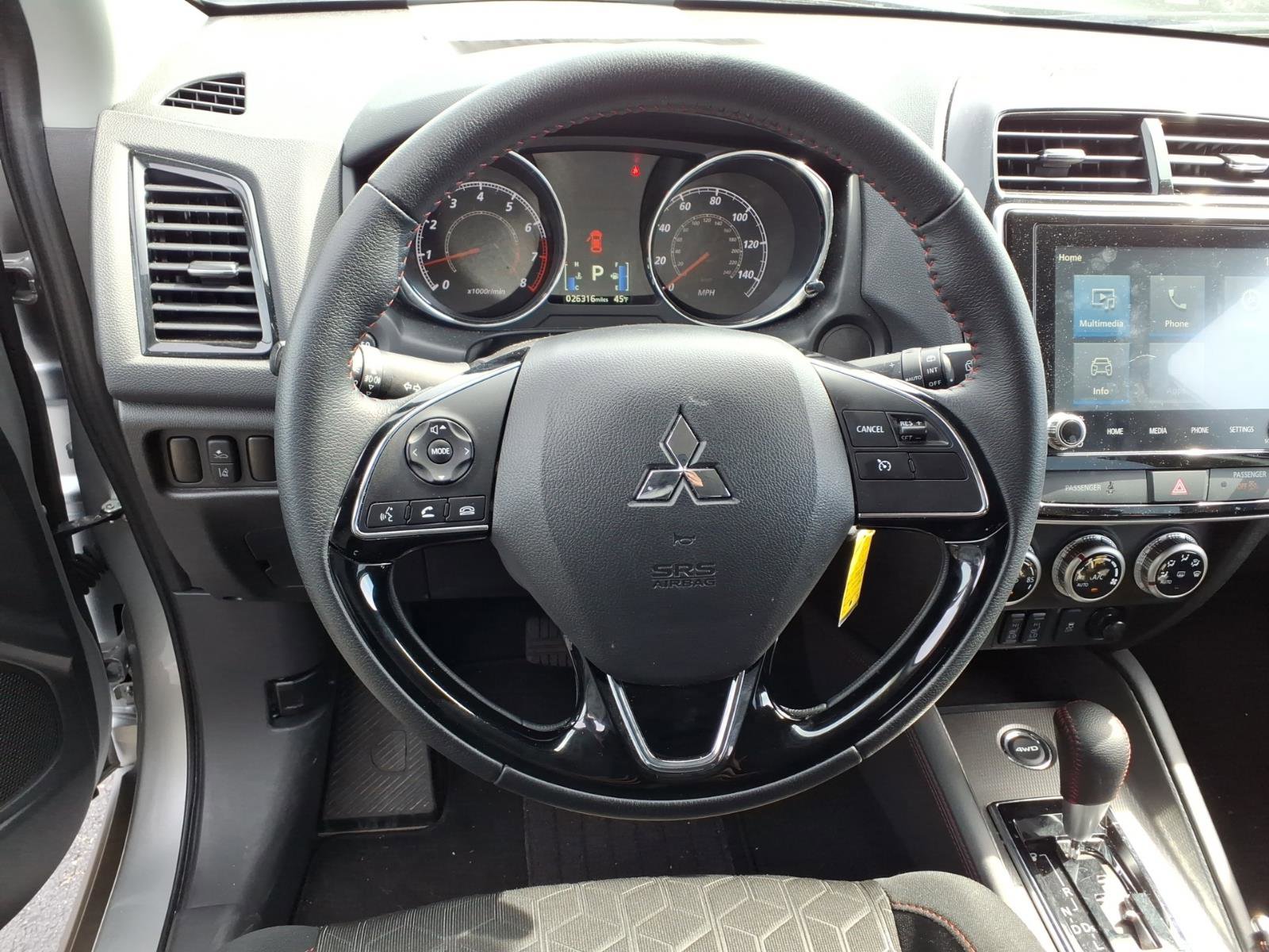 Used 2025 Mitsubishi Outlander Sport LE AWD/4WD image 8