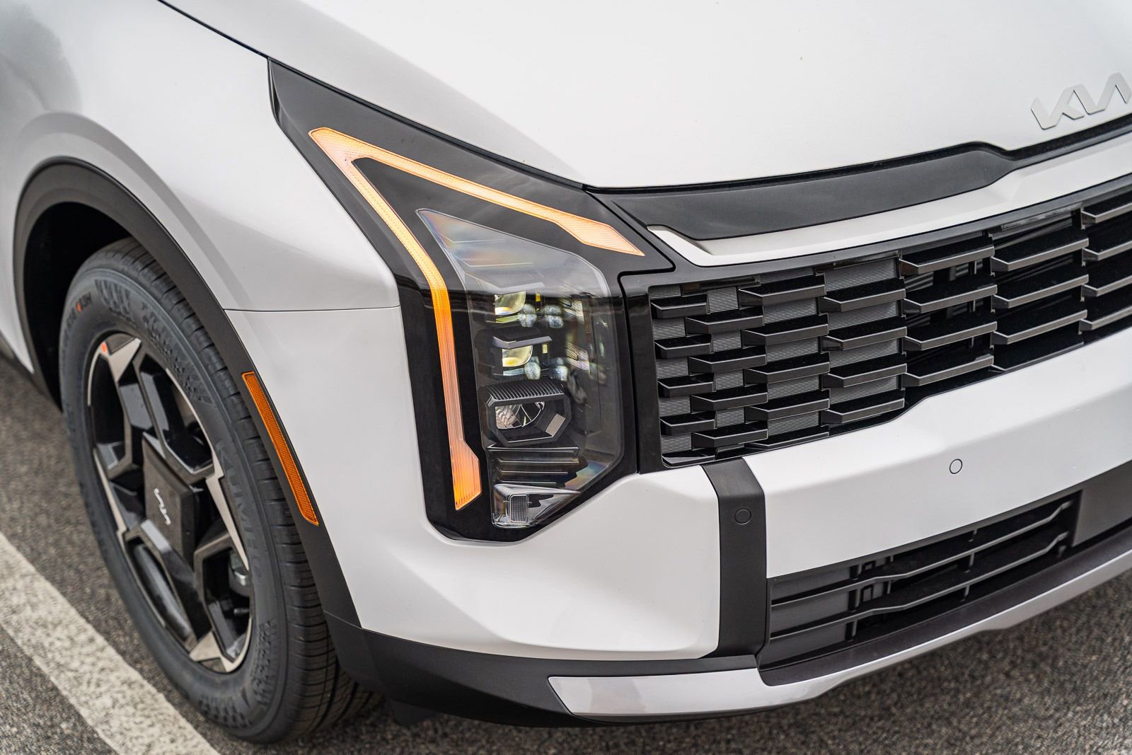 New 2026 Kia Sportage EX image 7