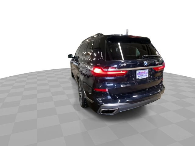 Used 2020 BMW X7 M50i image 8