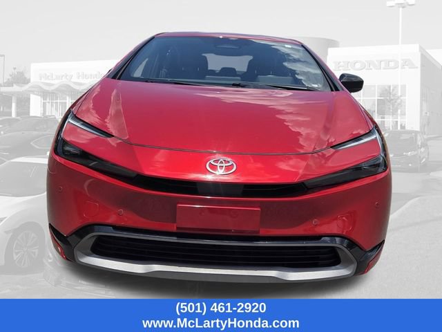 Used 2025 Toyota Prius XLE FWD image 8