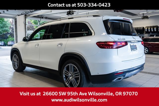 Used 2025 Mercedes-Benz GLS 450 4MATIC image 4
