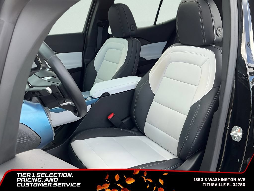 Used 2025 Chevrolet Equinox EV LT w/ Convenience Package II AWD/4WD image 25