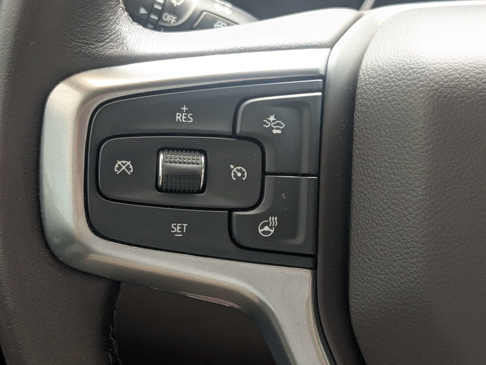 Used 2022 Chevrolet Silverado 2500 LTZ w/ LTZ Plus Package AWD/4WD image 27