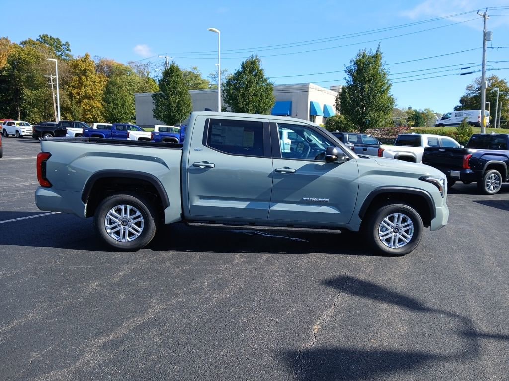 New 2026 Toyota Tundra SR5 image 4