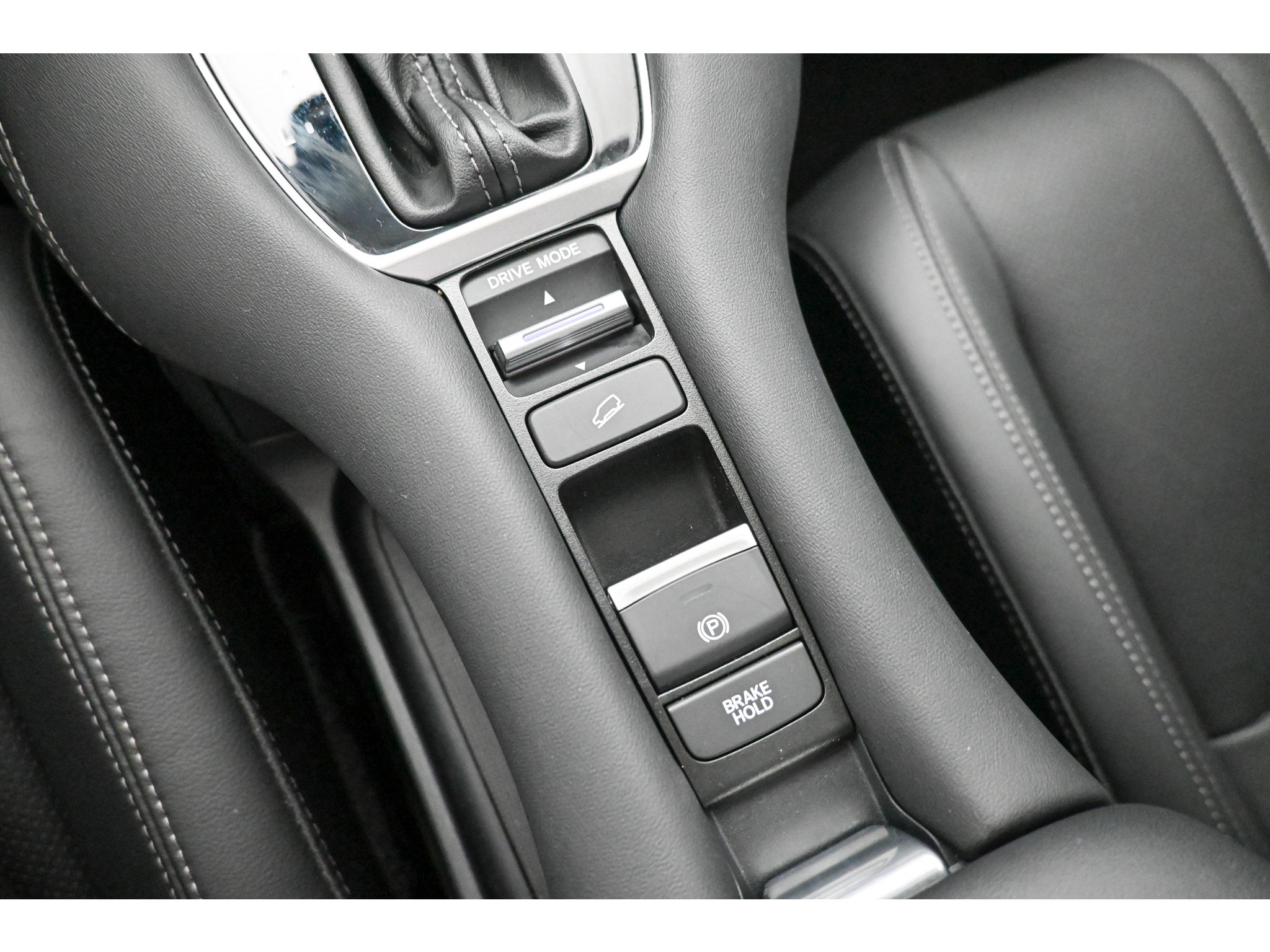 Used 2024 Honda HR-V EX-L image 39
