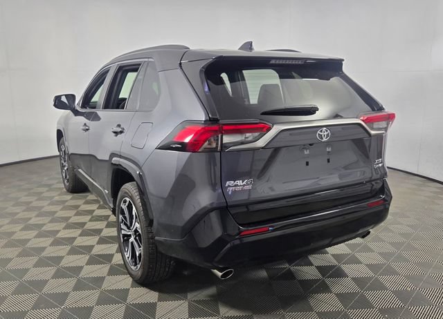 Used 2025 Toyota RAV4 XSE w/ Weather Package AWD/4WD image 8