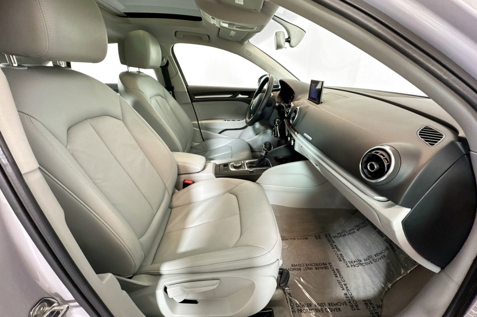 Used 2015 Audi A3 2.0T Premium image 27