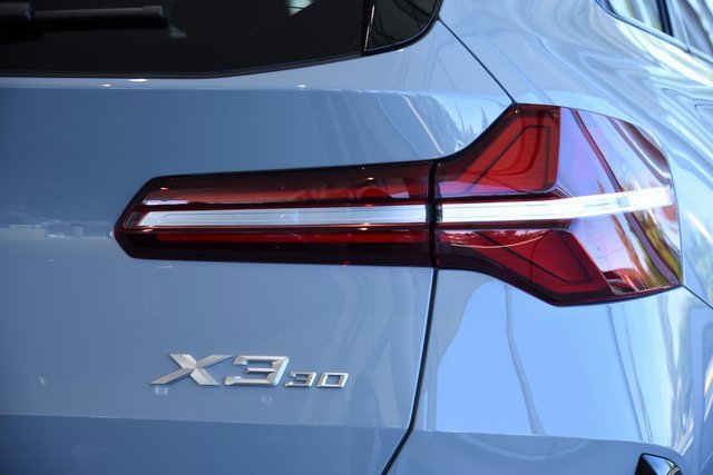 New 2026 BMW X3 xDrive30 w/ Premium Package image 10