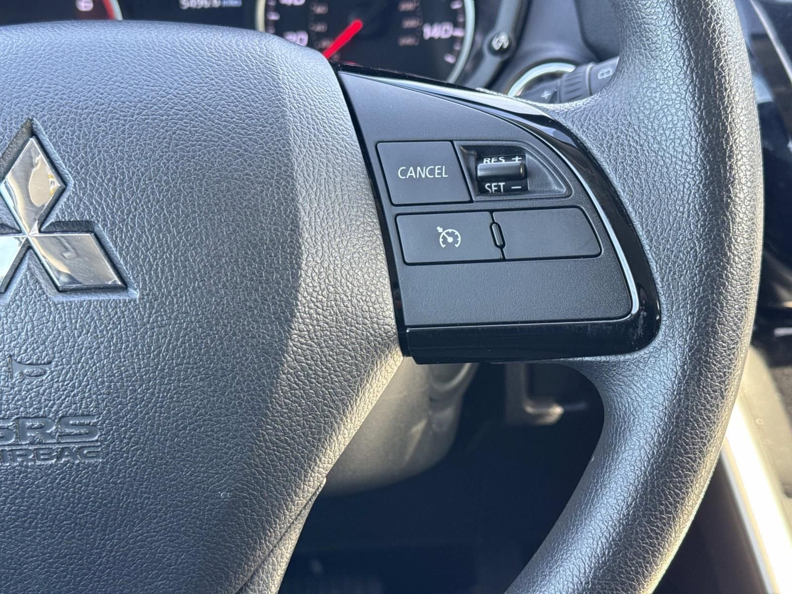 Used 2024 Mitsubishi Eclipse Cross LE image 13