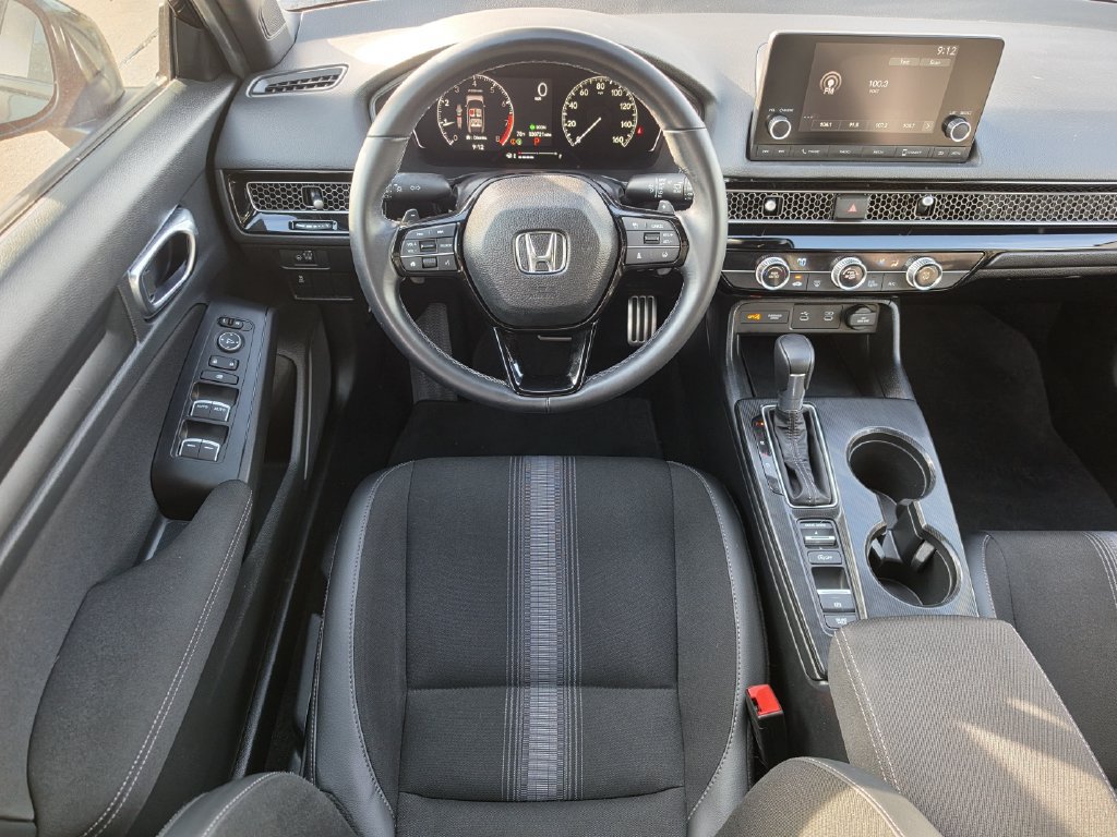 Used 2025 Honda Civic Sport image 13