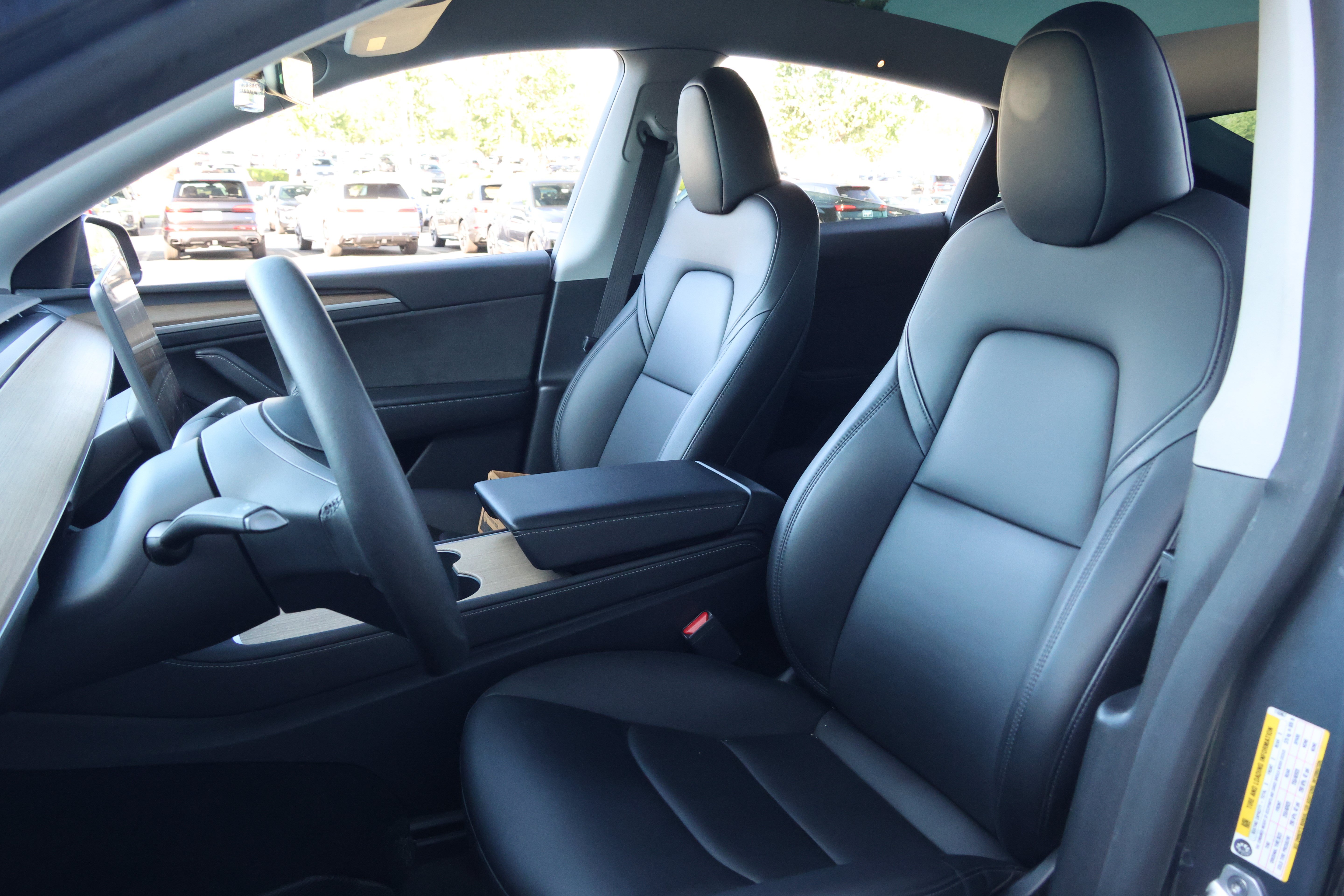 Used 2023 Tesla Model Y AWD image 28