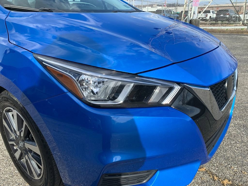 Used 2020 Nissan Versa SV image 33