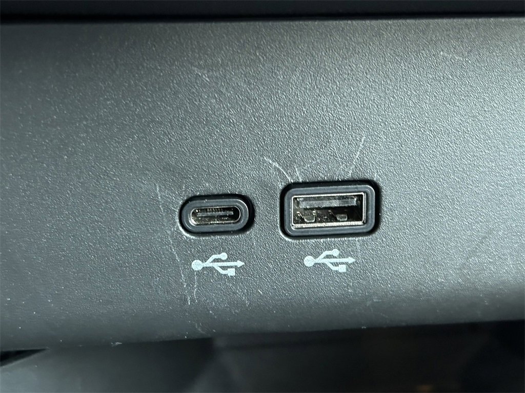 Used 2025 Buick Encore GX Preferred image 25