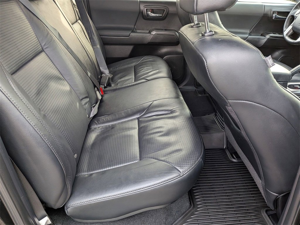 Used 2020 Toyota Tacoma TRD Off-Road image 29