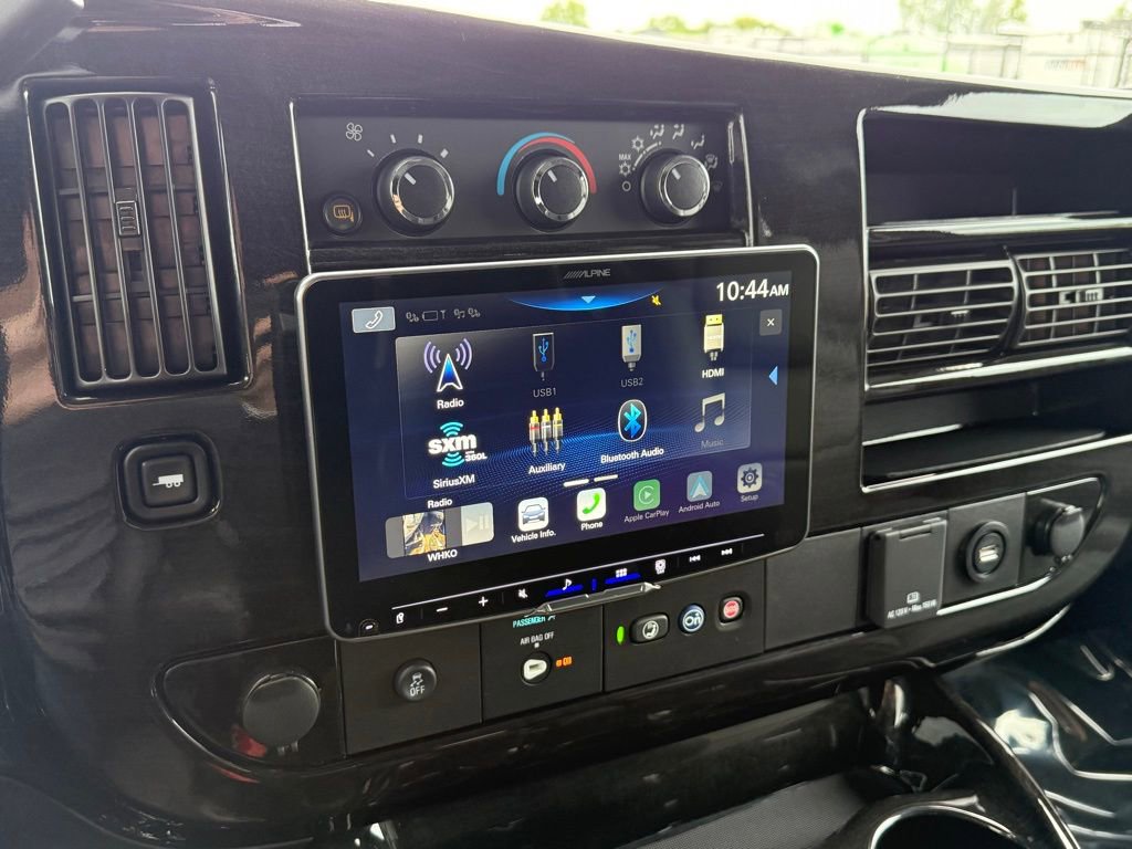 Used 2023 GMC Savana 2500 image 20