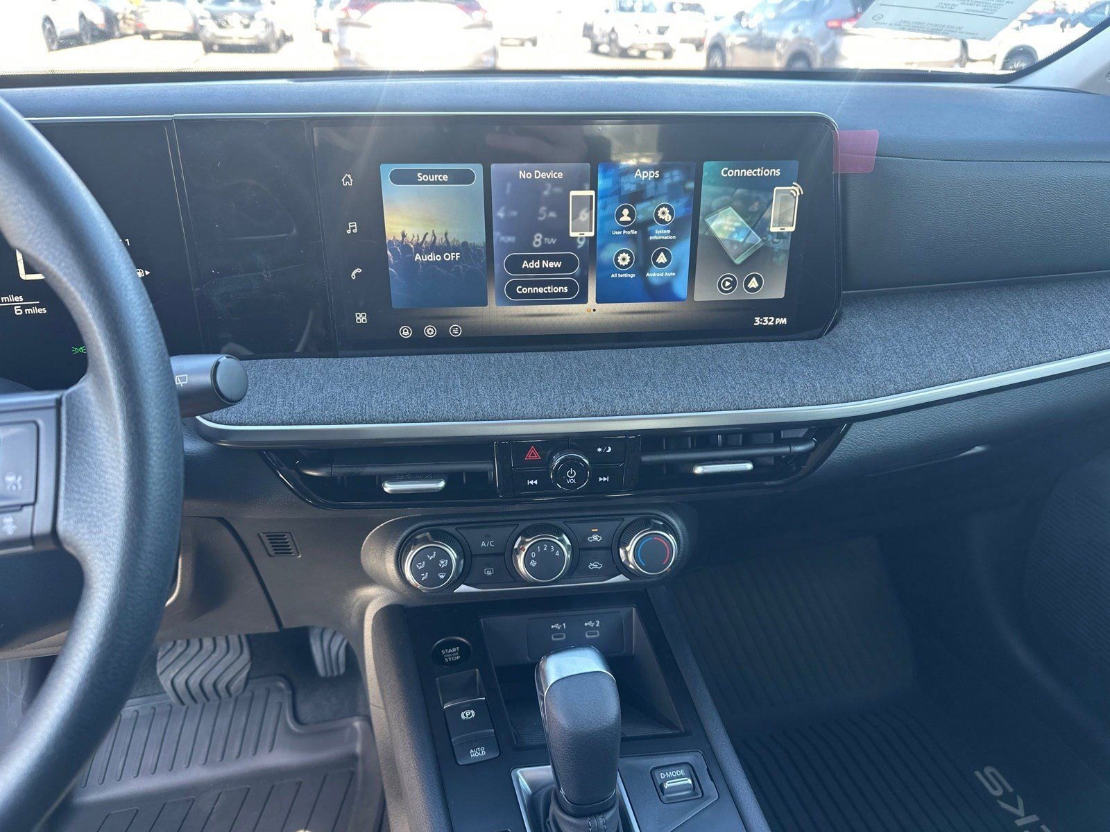 New 2026 Nissan Kicks S FWD image 27