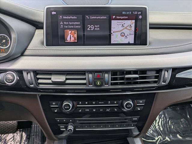 Used 2018 BMW X5 xDrive50i w/ M Sport Package AWD/4WD image 15
