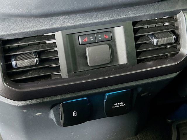 Used 2023 Ford F150 Lariat w/ Equipment Group 502A High image 26