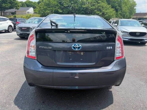 Used 2014 Toyota Prius Two FWD image 10