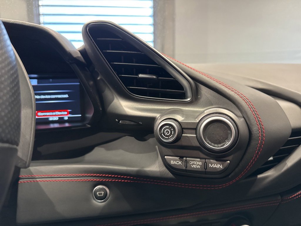 Used 2018 Ferrari 488 Spider image 33