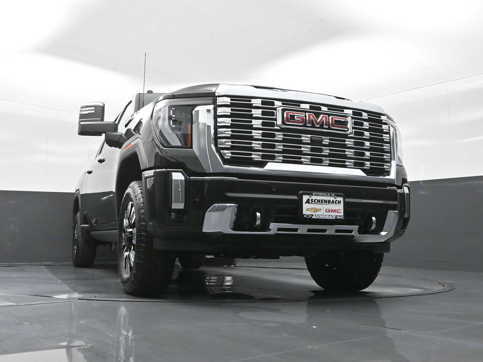 New 2025 GMC Sierra 2500 Denali w/ Technology Package image 19