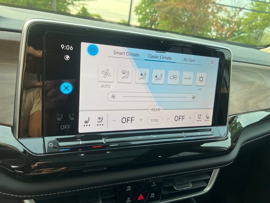 New 2026 Volkswagen Atlas SE image 13