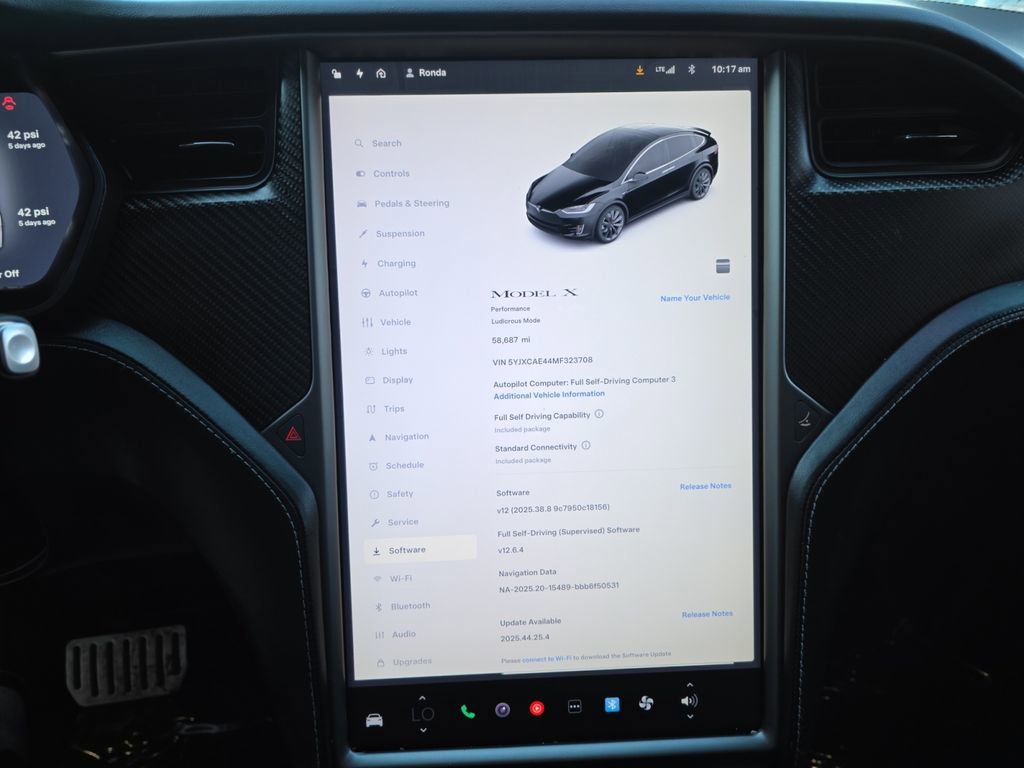 Used 2021 Tesla Model X Performance image 32