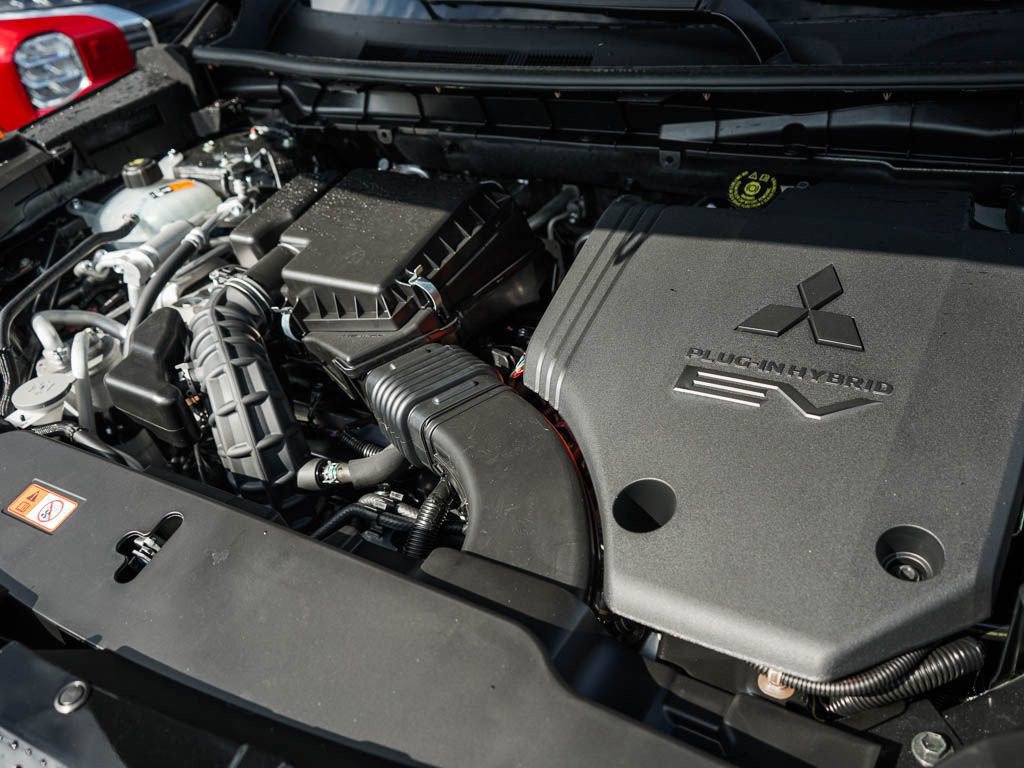 New 2026 Mitsubishi Outlander SEL AWD/4WD image 7