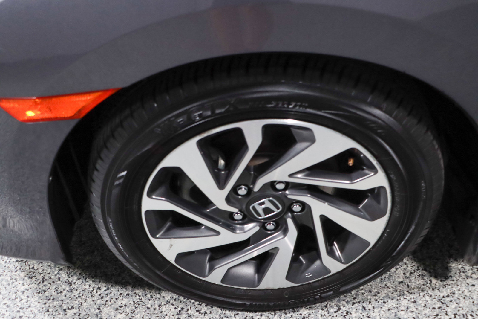 Used 2018 Honda Civic EX image 11