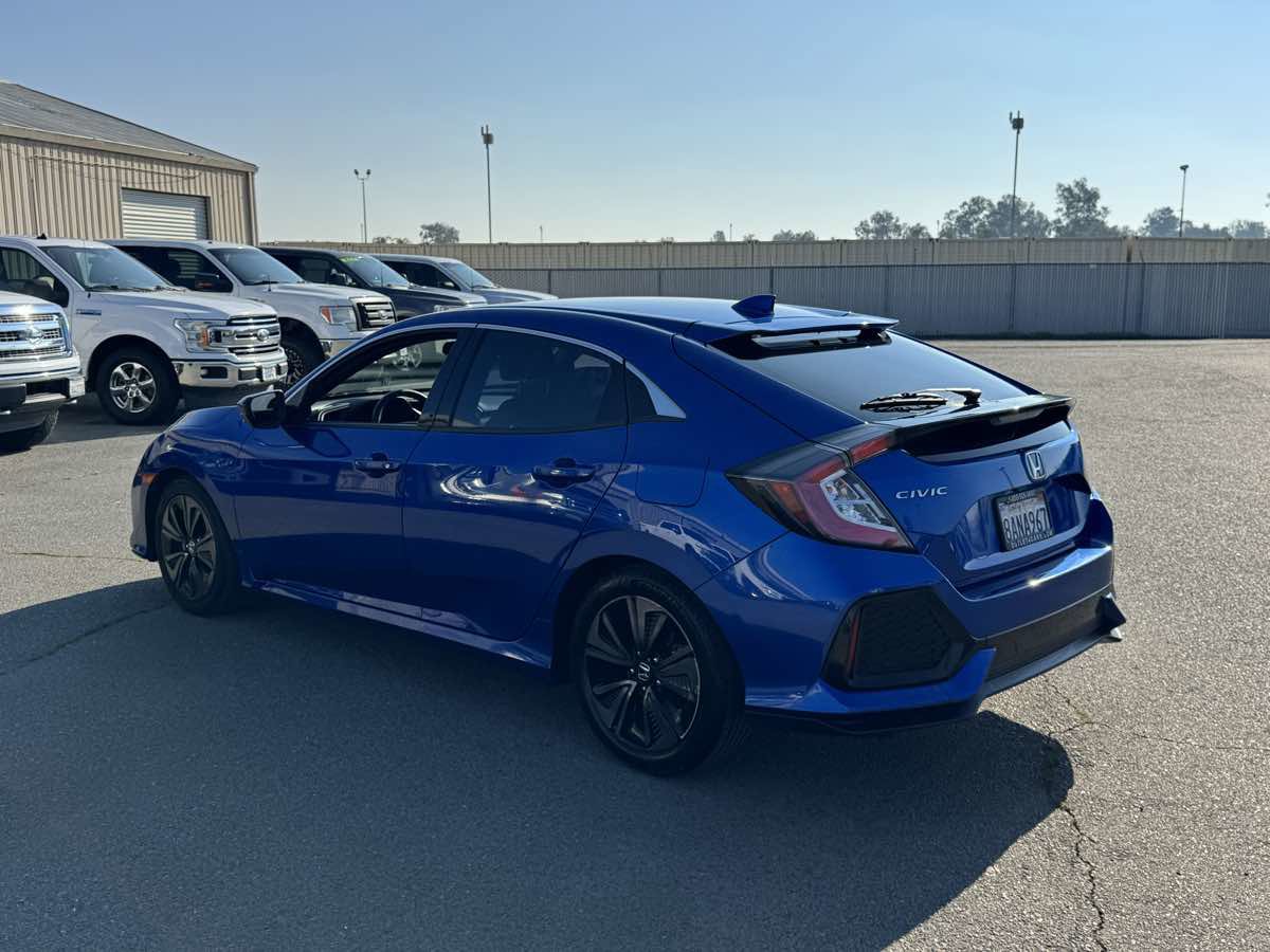 Used 2018 Honda Civic EX image 8